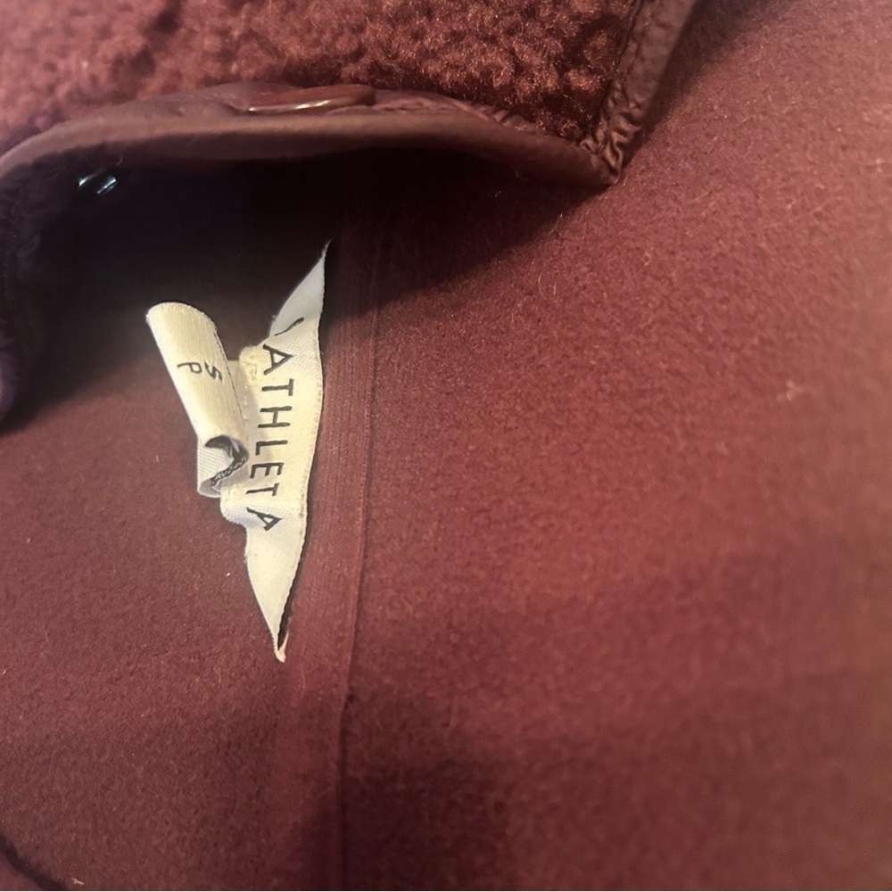 Athleta Altitude Sherpa Snap Pullover Burgundy Small - Picture 5 of 5